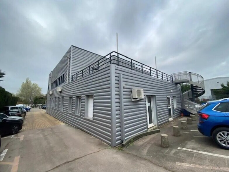 Bureau dans Aix-en-Provence à louer - Photo de l’immeuble – Image 2 sur 7