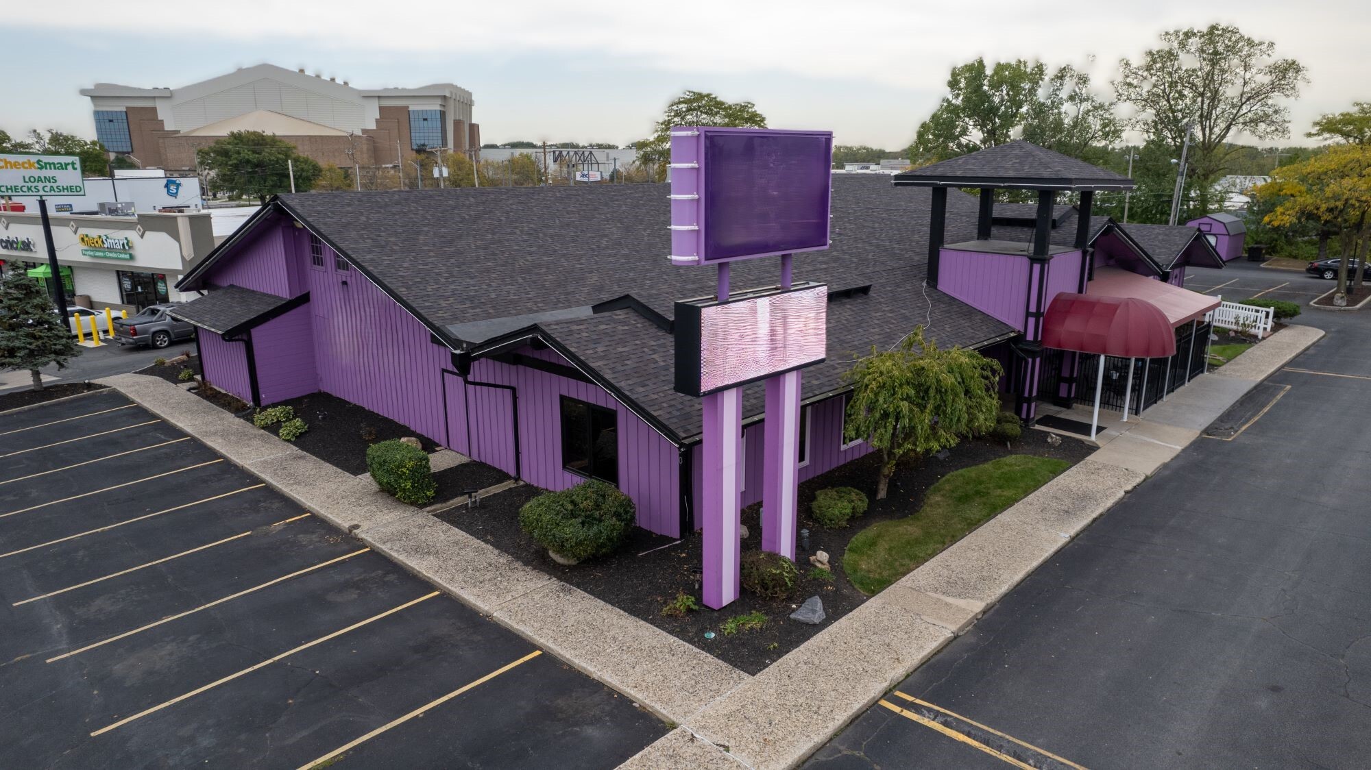930 E Coliseum Blvd, Fort Wayne, IN à vendre Photo de l’immeuble– Image 1 sur 11