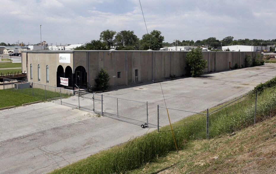 1140 S Joplin Ave, Tulsa, OK à louer - Photo de l’immeuble – Image 2 sur 11
