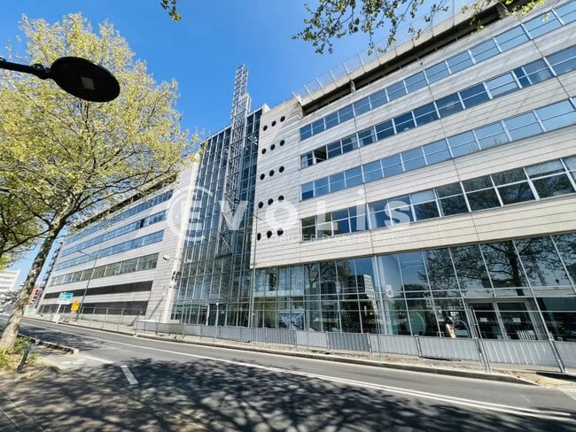 Plus de détails pour 2 Quai Blanqui, Alfortville - Bureau à louer