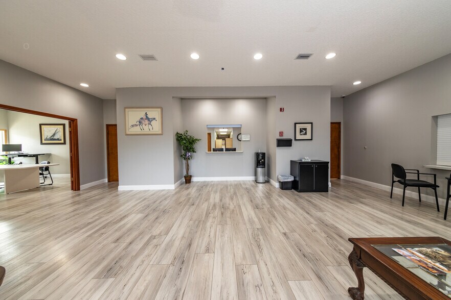 26 Office Park Dr, Palm Coast, FL à vendre - Hall d’entrée – Image 2 sur 41