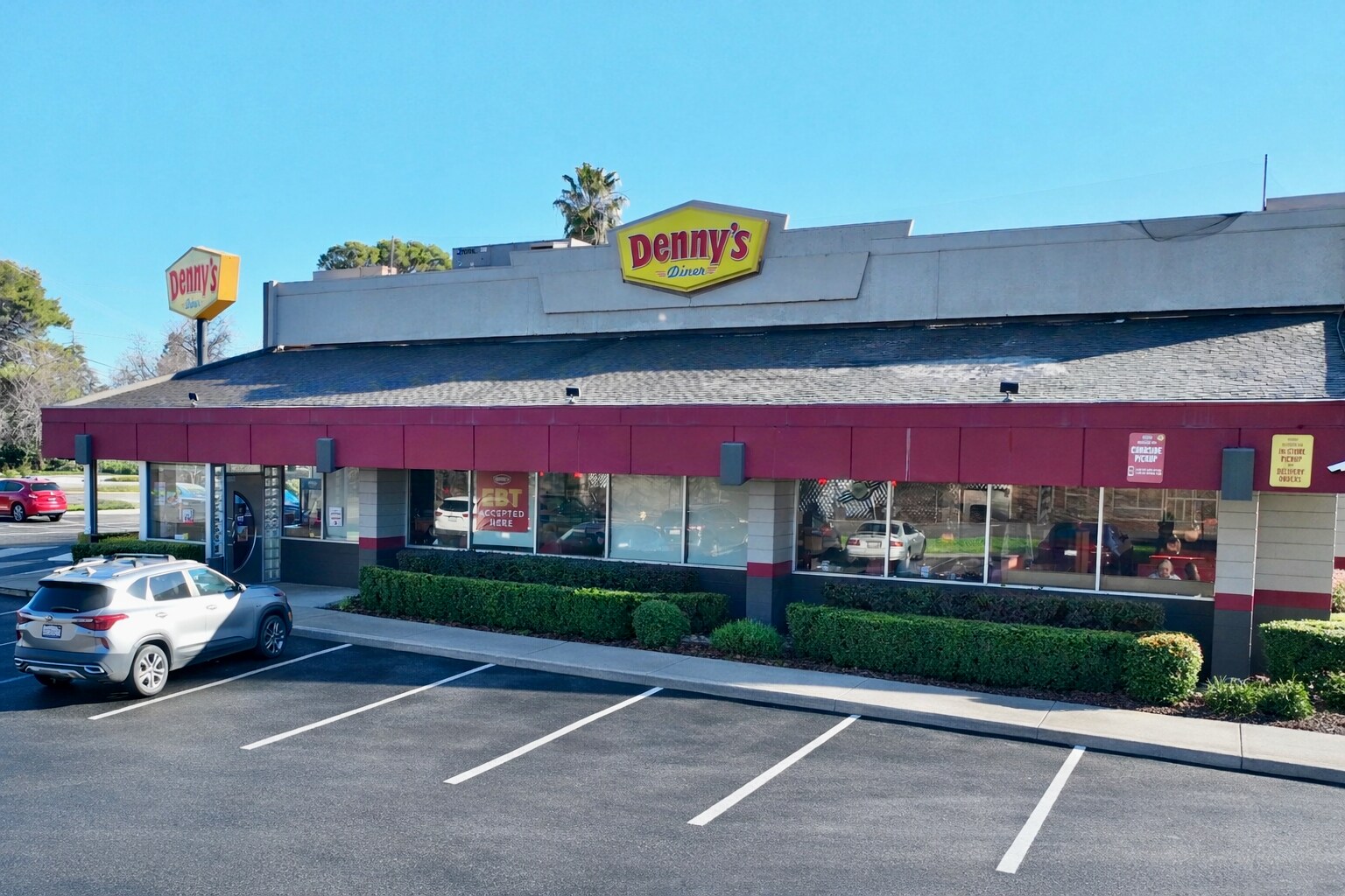 675 Manzanita Ct, Chico, CA à vendre Photo principale– Image 1 sur 8