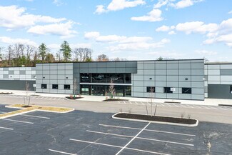 Plus de détails pour 196 E Main St, Milford, MA - Local d’activités à vendre