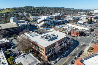 1655 N Main St, Walnut Creek, CA - VUE AÉRIENNE  vue de carte - Image1