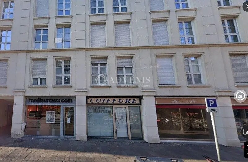 Bureau dans Poissy à louer - Photo de l’immeuble – Image 3 sur 12