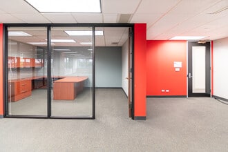 3701 Algonquin Rd, Rolling Meadows, IL à louer Photo intérieure– Image 2 sur 8