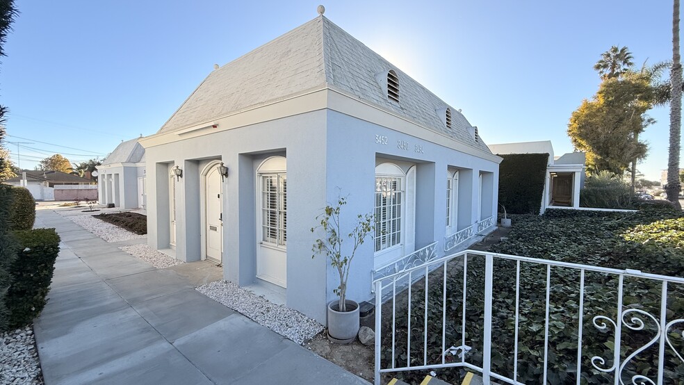 3450-3454 Loma Vista Rd, Ventura, CA à louer - Photo de l’immeuble – Image 1 sur 4