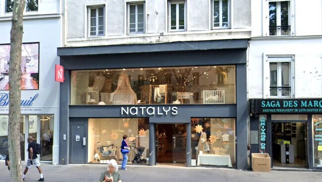 Plus de détails pour Local commercial à louer