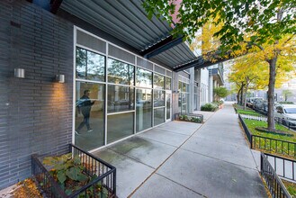 1519 N Fremont St, Chicago, IL à louer Photo intérieure– Image 2 sur 11