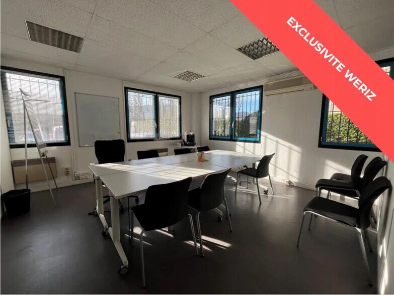 Bureau dans Aubagne à louer - Photo de l’immeuble – Image 1 sur 7