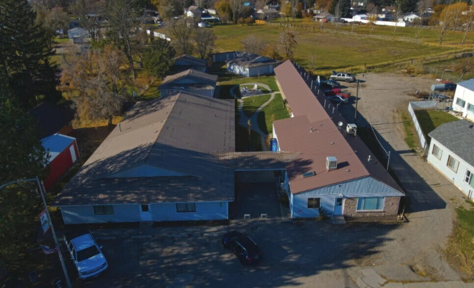 326 N State St, Shelley, ID à vendre - Photo de l’immeuble – Image 1 sur 8
