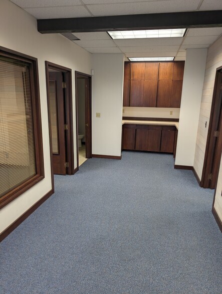701 N 1st St, Yakima, WA à louer - Photo intérieure – Image 3 sur 16