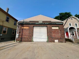 Plus de détails pour 461 Douglas Ave, Providence, RI - Industriel/Logistique à vendre