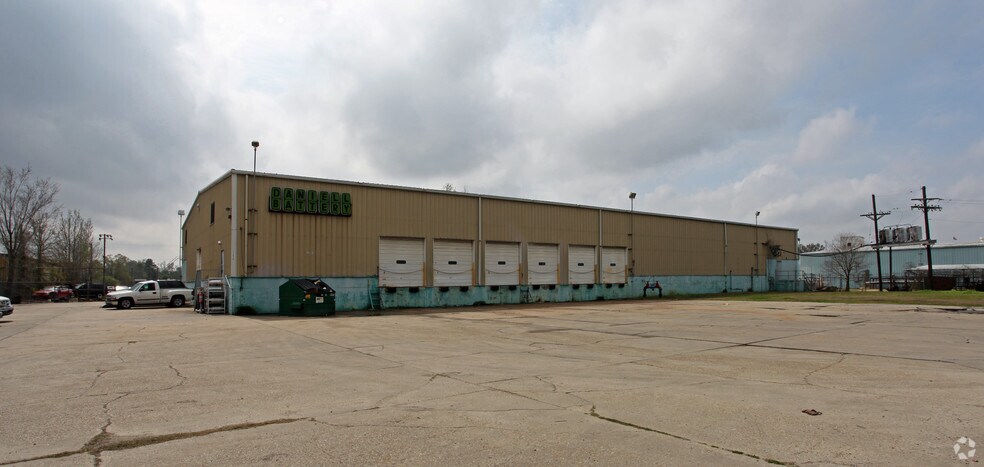 11210 S Choctaw Dr, Baton Rouge, LA à vendre - Photo principale – Image 2 sur 13