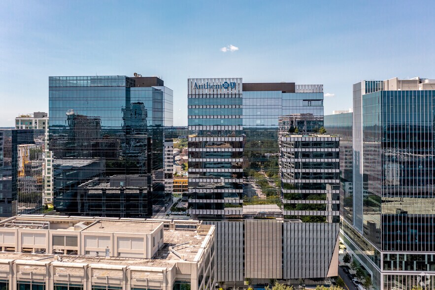 712 W Peachtree St, Atlanta, GA à louer - Photo de l’immeuble – Image 2 sur 6