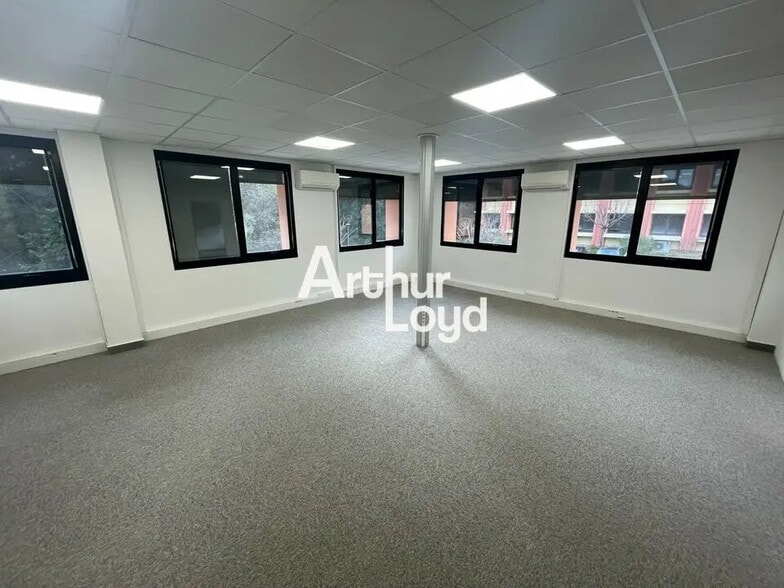 Bureau dans Valbonne à louer - Photo intérieure – Image 3 sur 17