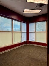 6701 Peters Creek Rd, Roanoke, VA à louer Photo intérieure– Image 2 sur 12