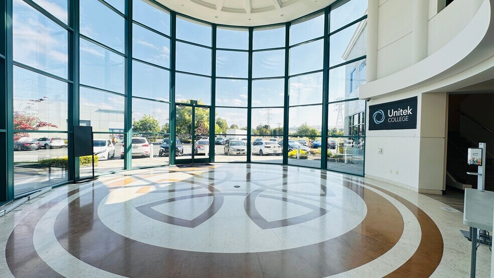 4580 Auto Mall Pky, Fremont, CA à vendre - Photo de l’immeuble – Image 3 sur 3