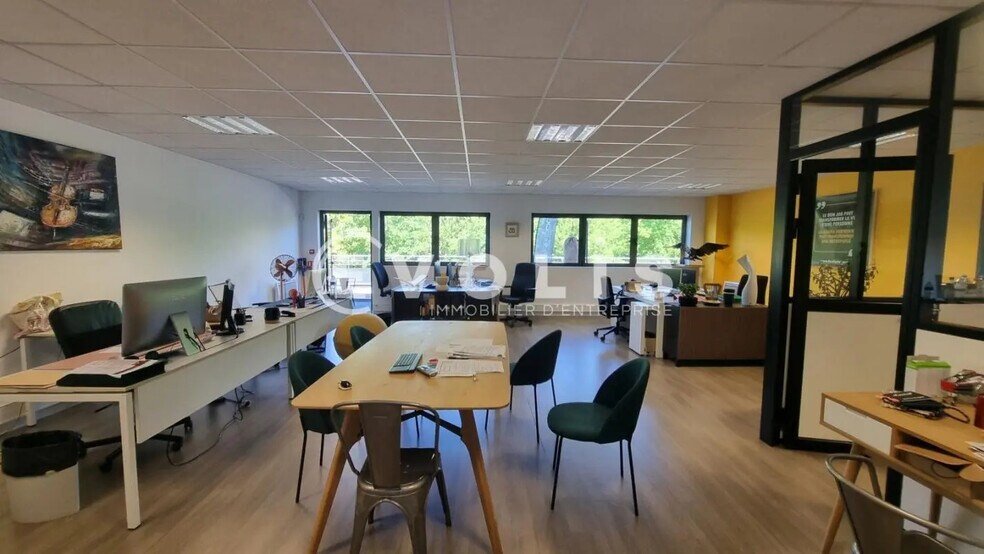 Bureau dans Serris à louer - Photo de l’immeuble – Image 1 sur 14