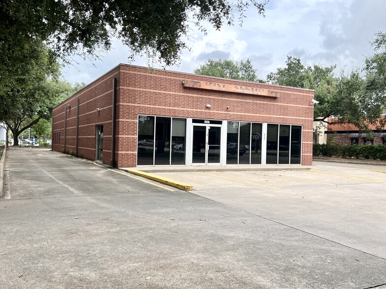 5727 Highway 6, Missouri City, TX à louer - Photo de l’immeuble – Image 2 sur 9