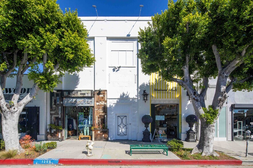 122-128 S La Brea Blvd portefeuille de 2 biens à vendre sur LoopNet.fr - Photo de l’immeuble – Image 2 sur 5
