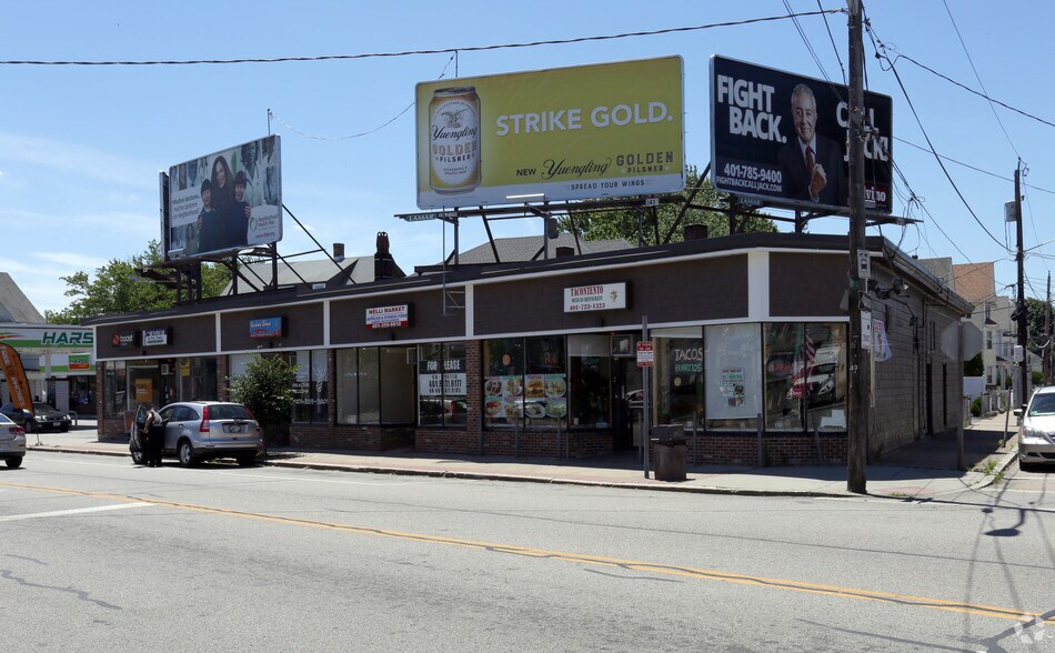 704-712 Broadway, Pawtucket, RI à louer - Photo de l’immeuble – Image 3 sur 6