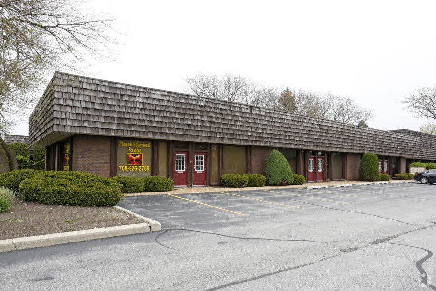 16531-16533 Oak Park Ave, Tinley Park, IL à louer - Photo de l’immeuble – Image 2 sur 5