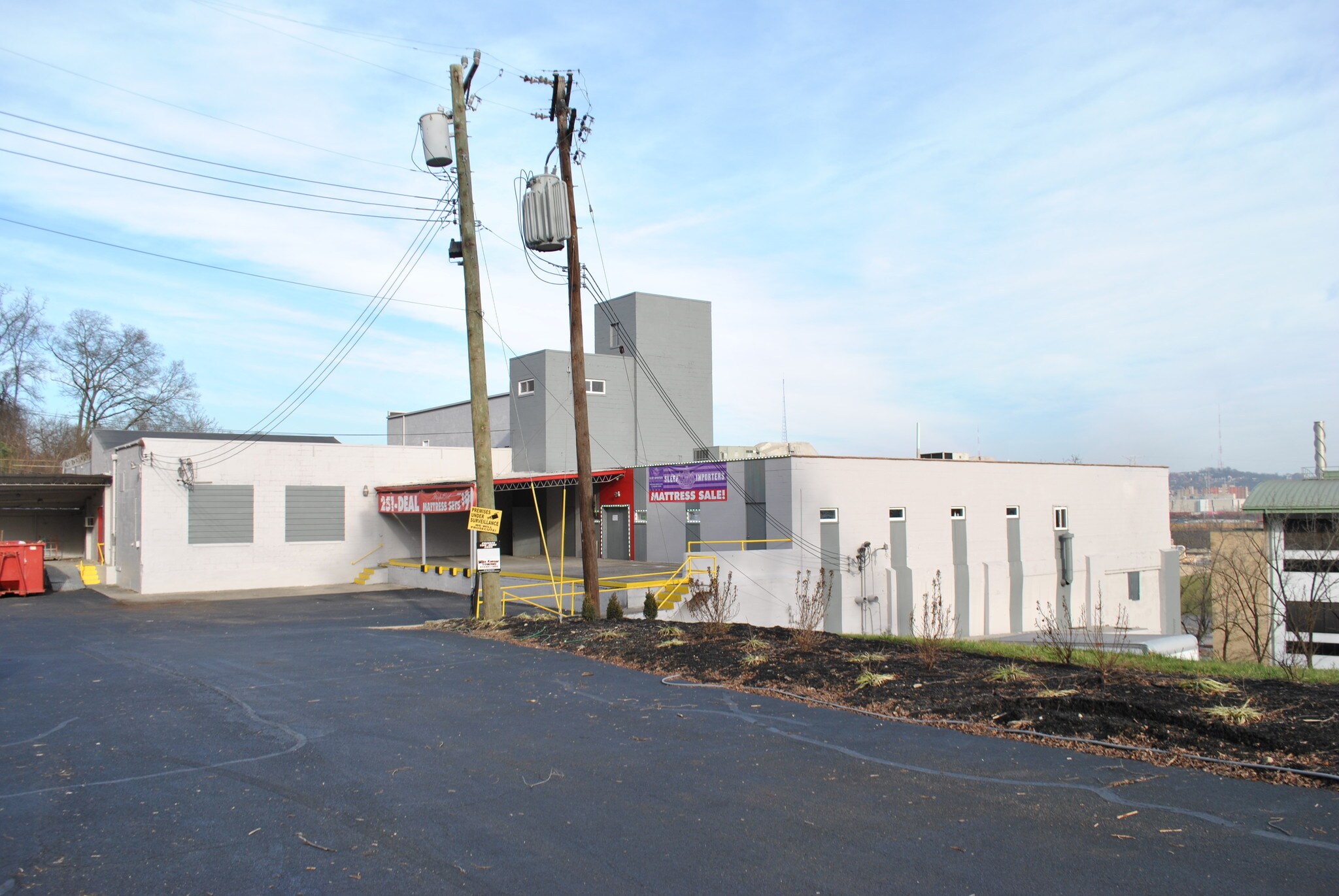 1400 State Ave, Cincinnati, OH à louer Photo de l’immeuble– Image 1 sur 10