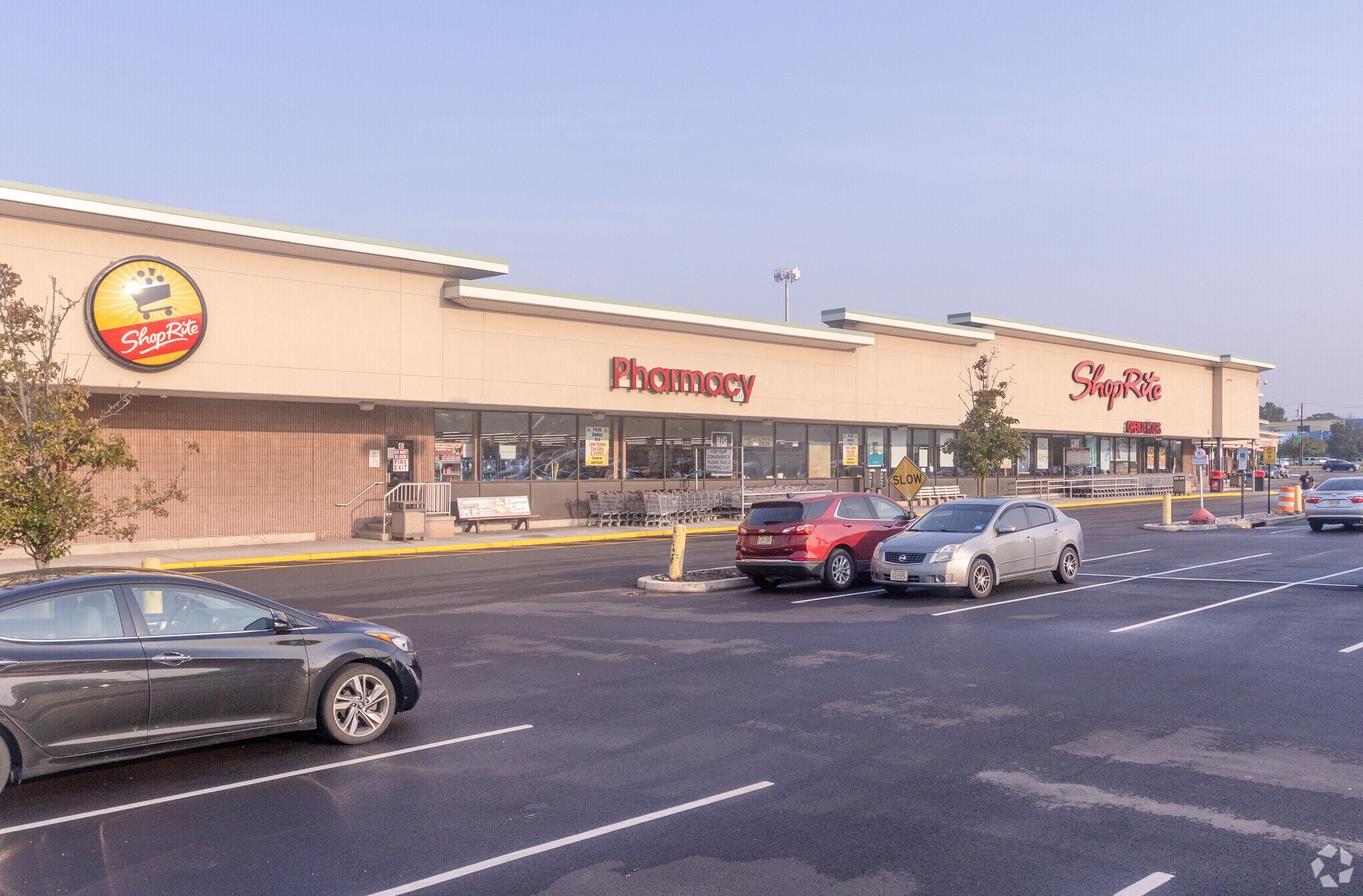 365 Convery Blvd, Perth Amboy, NJ à louer Photo principale– Image 1 sur 9