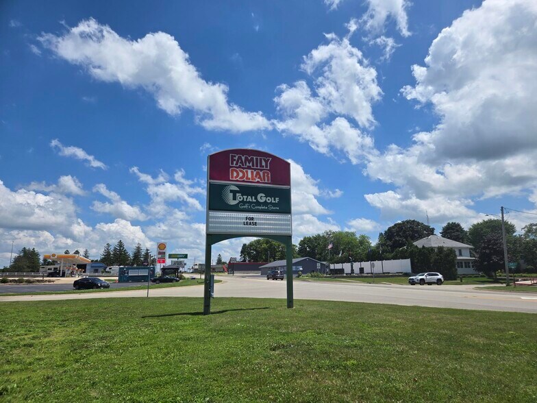 720 N Hudson St, Stockton, IL à louer - Photo de l’immeuble – Image 2 sur 2