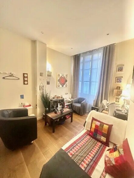 Bureau dans Paris à louer - Photo intérieure – Image 3 sur 7