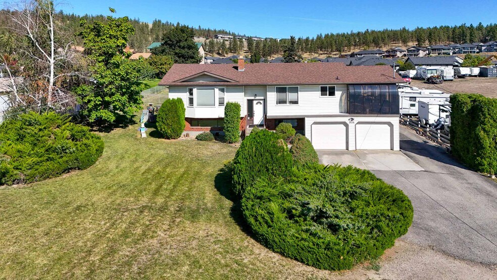 3116 Appaloosa Rd, Kelowna, BC à vendre - Photo de l’immeuble – Image 3 sur 18