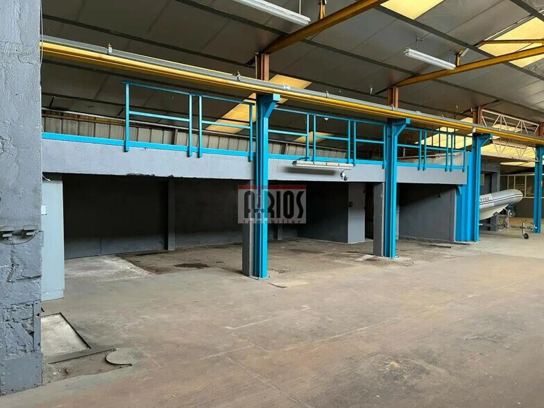 Industriel/Logistique dans La Seyne-sur-Mer à louer - Photo de l’immeuble – Image 1 sur 4