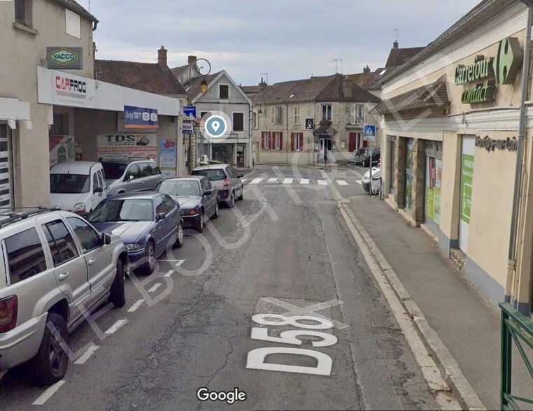 Local commercial dans Montigny-sur-Loing à vendre - Photo de l’immeuble – Image 3 sur 5