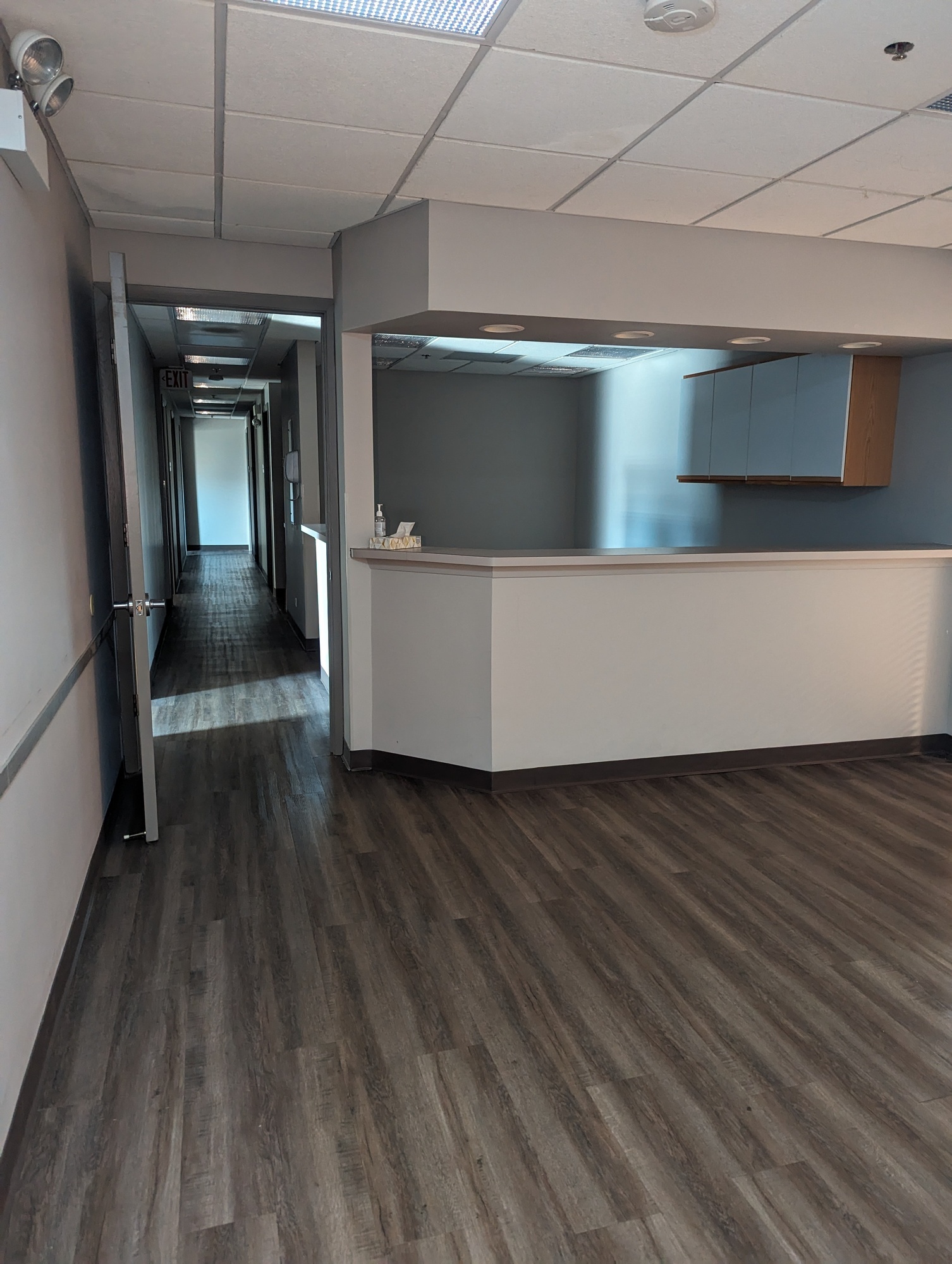533 W North Ave, Elmhurst, IL à louer Photo intérieure– Image 1 sur 2