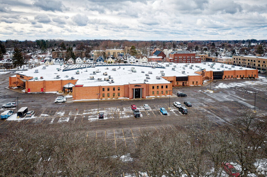 300 Main St, East Rochester, NY à louer - Photo de l’immeuble – Image 2 sur 23
