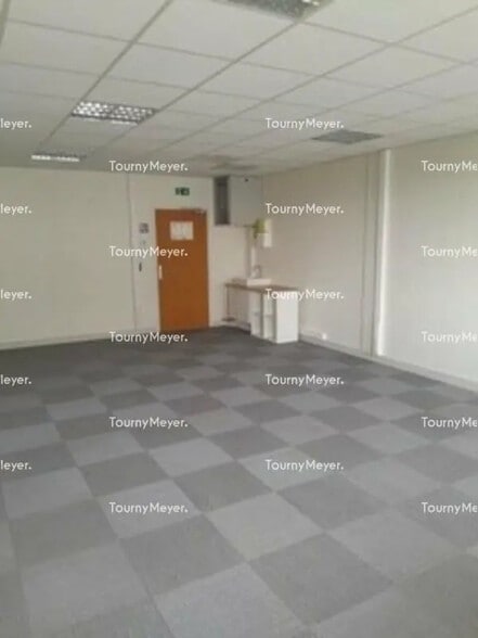 Bureau dans Toulouse à louer - Photo de l’immeuble – Image 3 sur 4