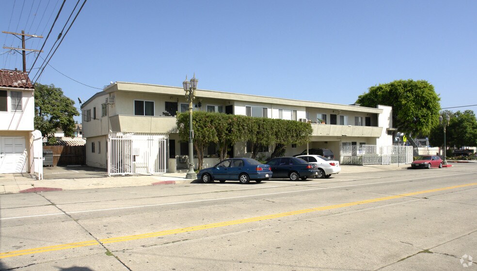 6423 W Lexington Ave, Los Angeles, CA à vendre - Photo principale – Image 1 sur 7