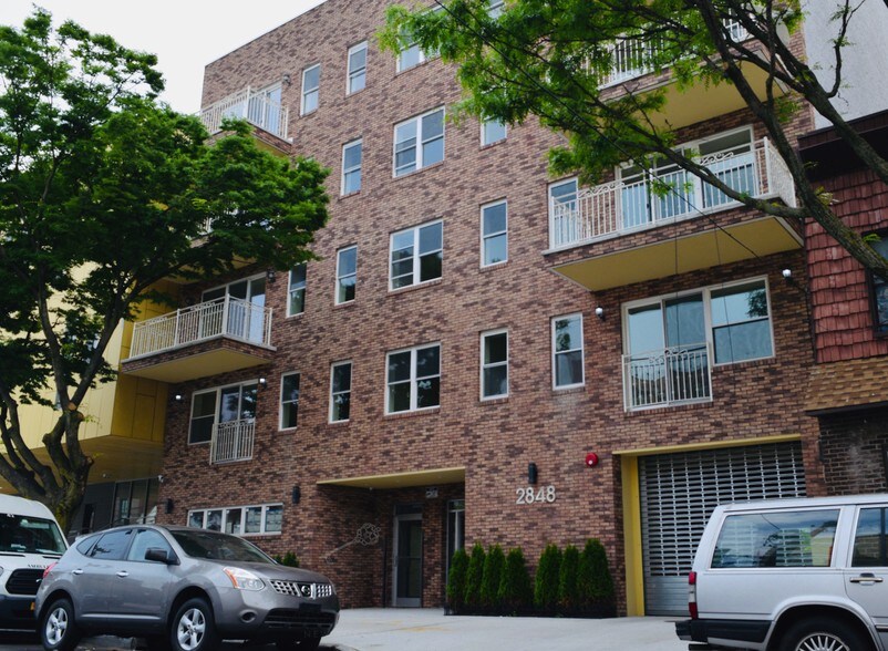 2848 W 15th St, Brooklyn, NY à vendre - Photo de l’immeuble – Image 3 sur 18