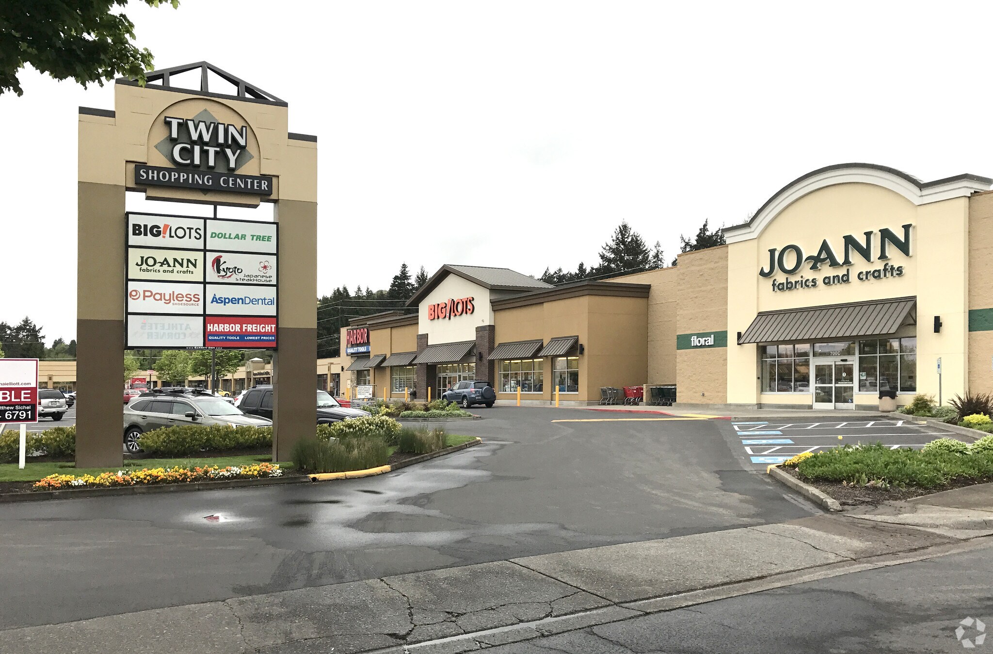 700-780 Ocean Beach Hwy, Longview, WA à louer Photo principale– Image 1 sur 5