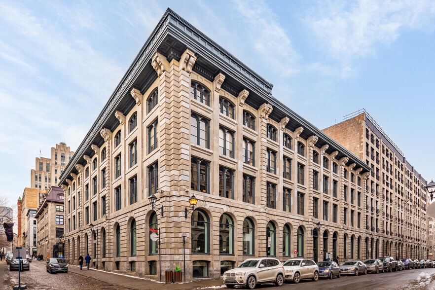 76-84 De Brésoles Rue, Montréal, QC à vendre - Photo principale – Image 1 sur 4