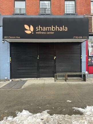 Plus de détails pour 663 Classon Ave, Brooklyn, NY - Local commercial à louer