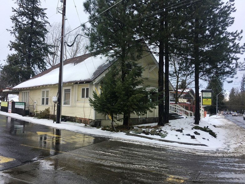 2814 S Grand Blvd, Spokane, WA à louer - Photo de l’immeuble – Image 2 sur 30