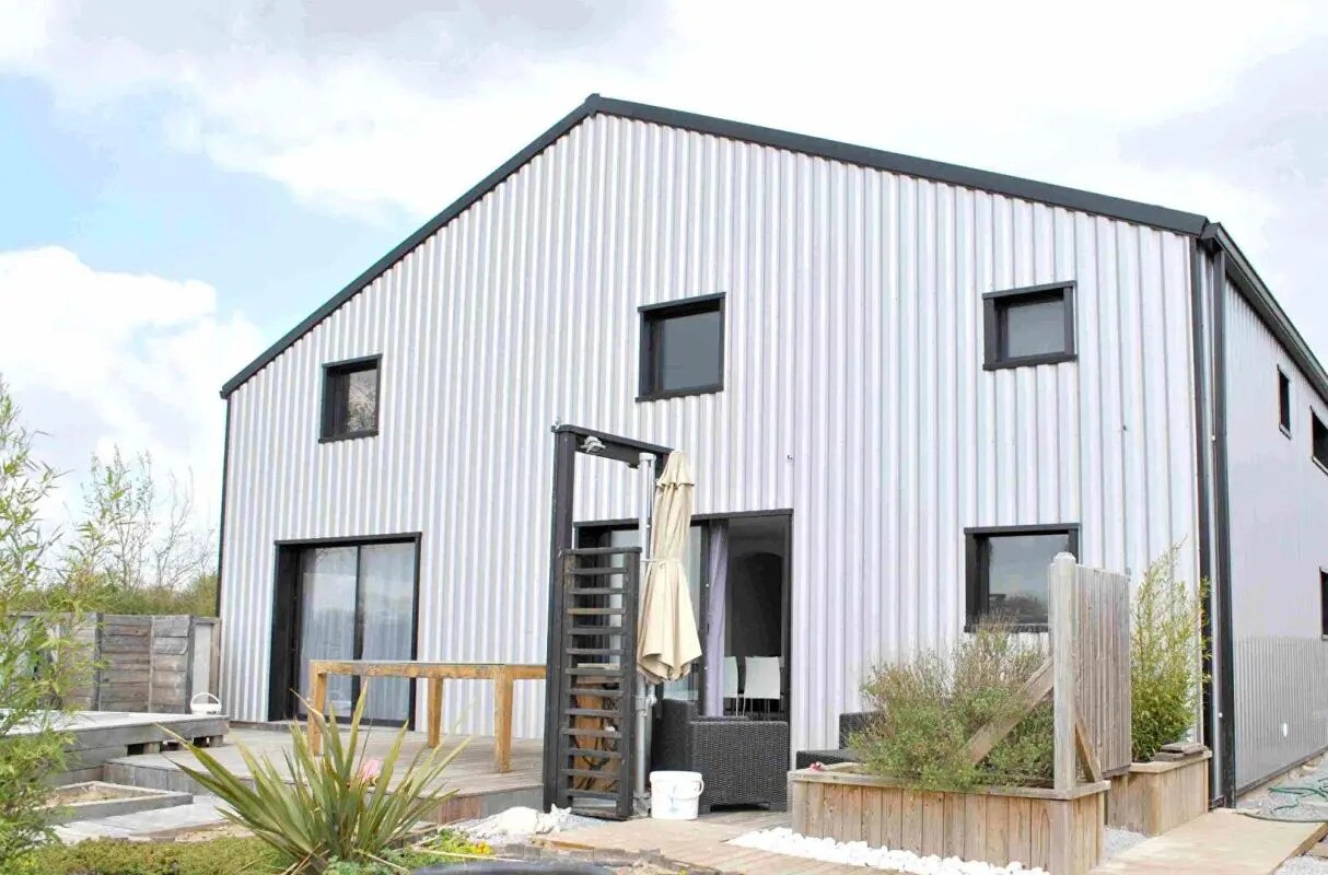 Industriel/Logistique dans Ancenis-Saint-Géréon à louer Photo de l’immeuble– Image 1 sur 11