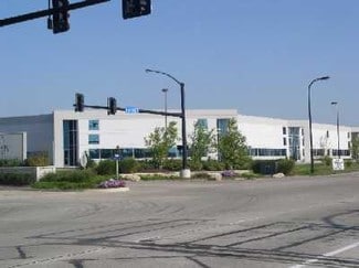 Plus de détails pour 3671-3691 New Town Blvd, Saint Charles, MO - Industriel/Logistique à louer