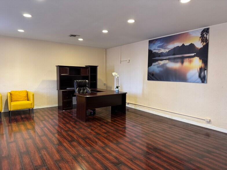 1605 NW 95th St, Miami, FL à vendre - Photo intérieure – Image 3 sur 16
