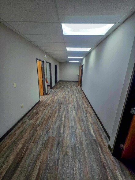 3135 16th Street Rd, Huntington, WV à louer - Photo de l’immeuble – Image 2 sur 8