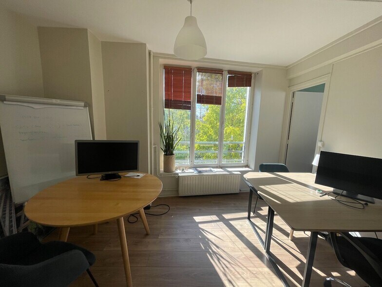 55 Rue Boissonade, Paris à louer - Photo de l’immeuble – Image 2 sur 11