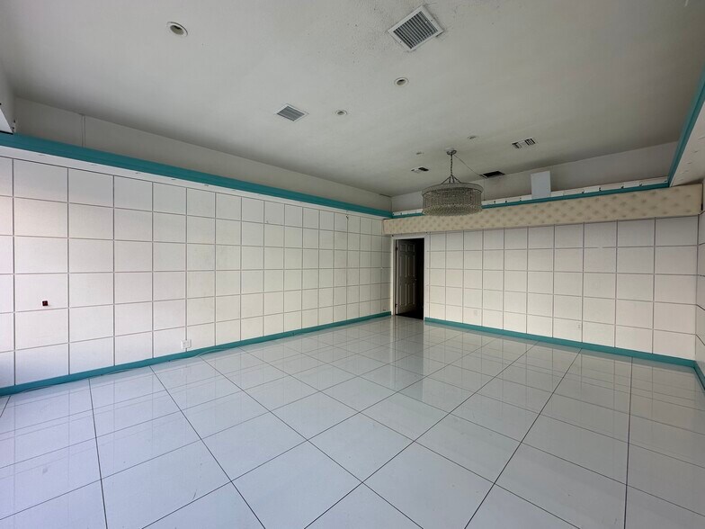 9631-9637 Santa Monica Blvd, Beverly Hills, CA à louer - Photo de l’immeuble – Image 2 sur 10