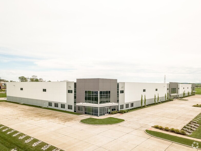 230 Carondelet Commons Blvd, Saint Louis, MO à louer - Photo principale – Image 1 sur 3